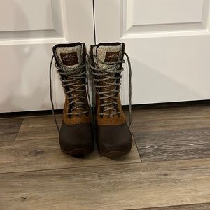 The North Face Boot Winter Snow Shellista II Mid 200g Waterproof size 6.5